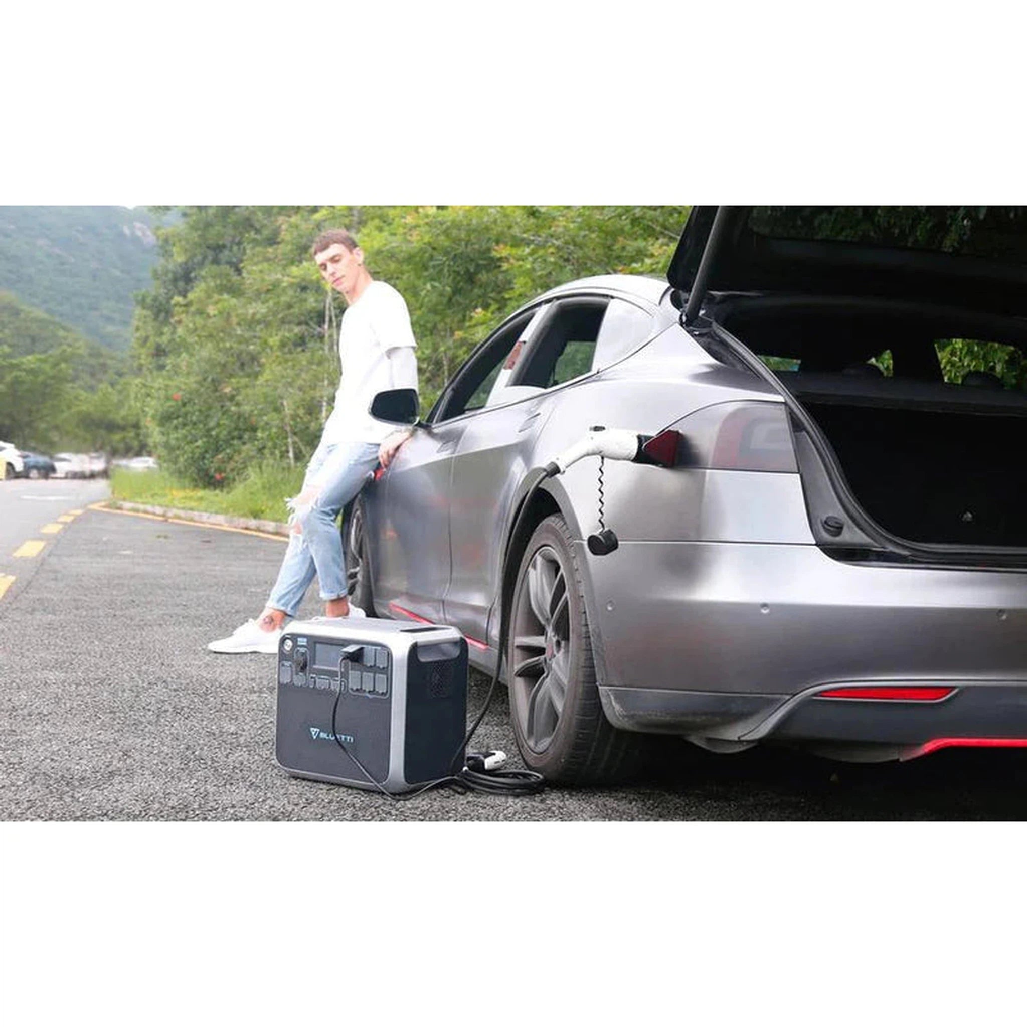 BLUETTI Solar Generator Kit | AC200P + 3*PV120