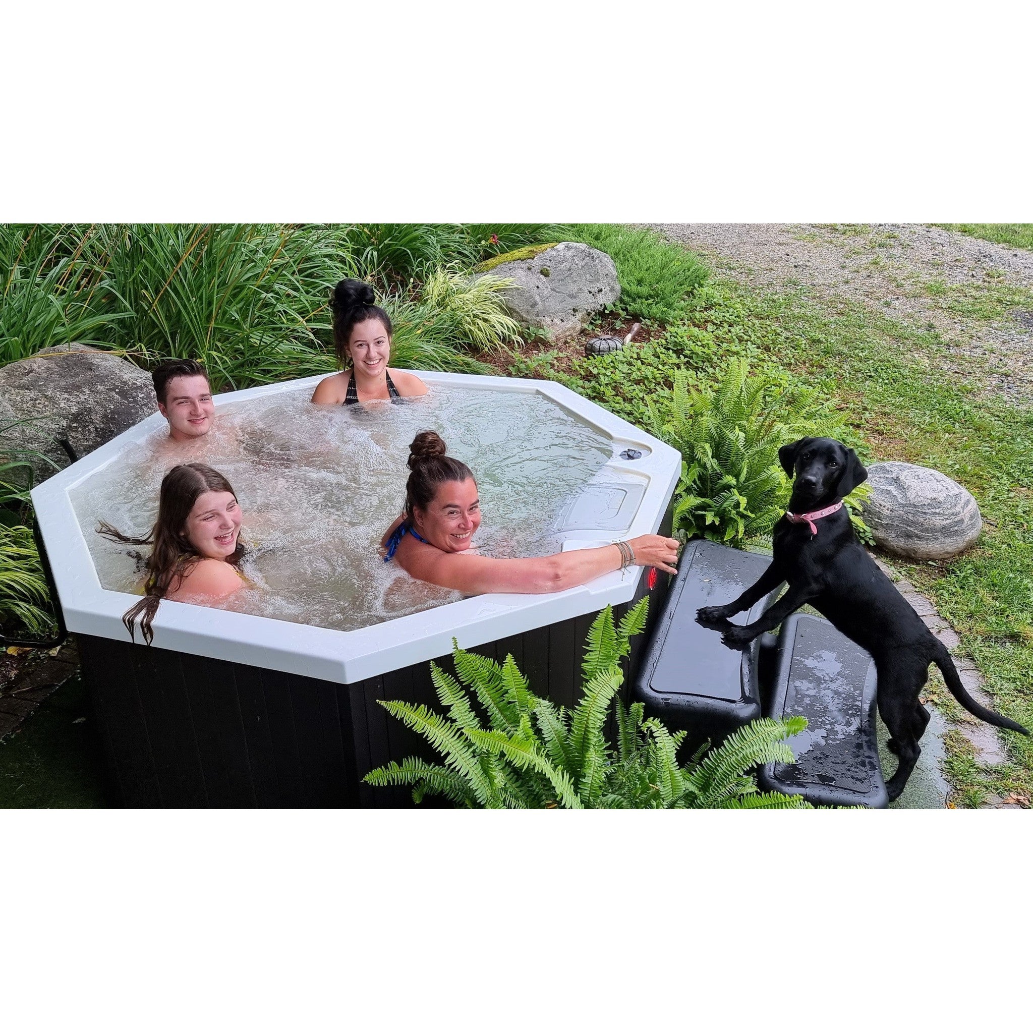 Muskoka 5-Person 14-Jet Portable Hot Tub