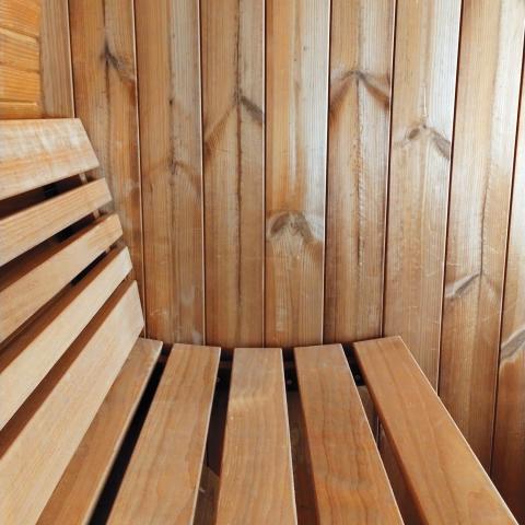 SaunaLife 6 Person 7' Long Barrel Sauna | Ergo Model E8