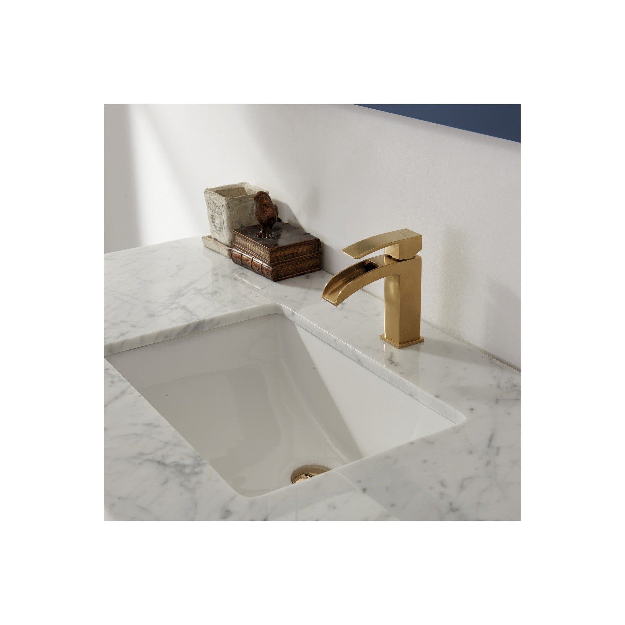 Remi 48" Single Bathroom Vanity Set in Royal Blue and Carrara White Marble Countertop with Mirror