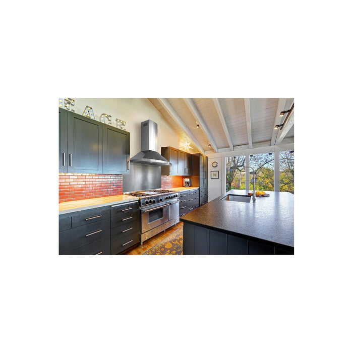 Tega Wall Mount Chimney Style Range Hood with 560 CFM 4 Fan Speeds LED Lighting Time Delay Shut Off Stainless Steel Baffle Filters in Stainless Steel